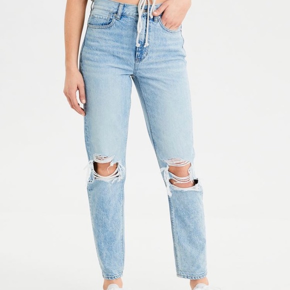 American Eagle Outfitters Denim - American eagle mom jeans
